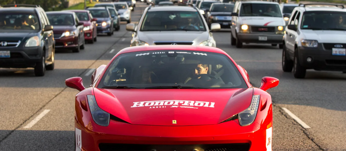 Honor Roll Lamborghini in Chicago traffic